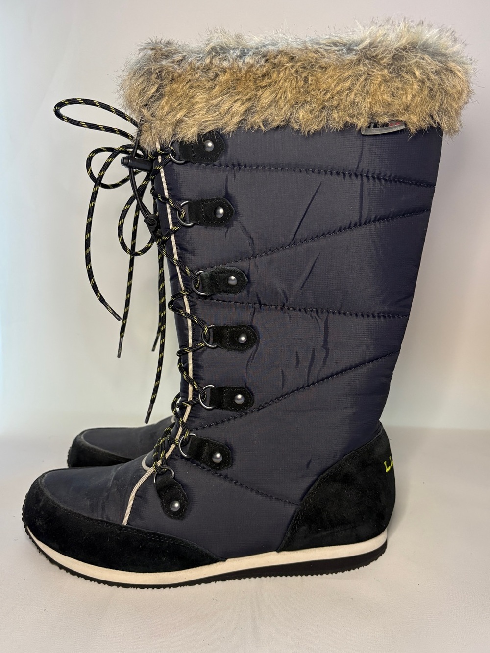 L.L. Bean Carrabassett Women’s Snow Boots Size 8 Black Fur Trim Waterproof NEW - Picture 3 of 9